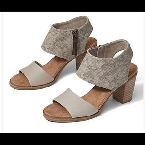 TOMS Cobblestone Snake Majorca Cutout Sandals SZ 8 NIB